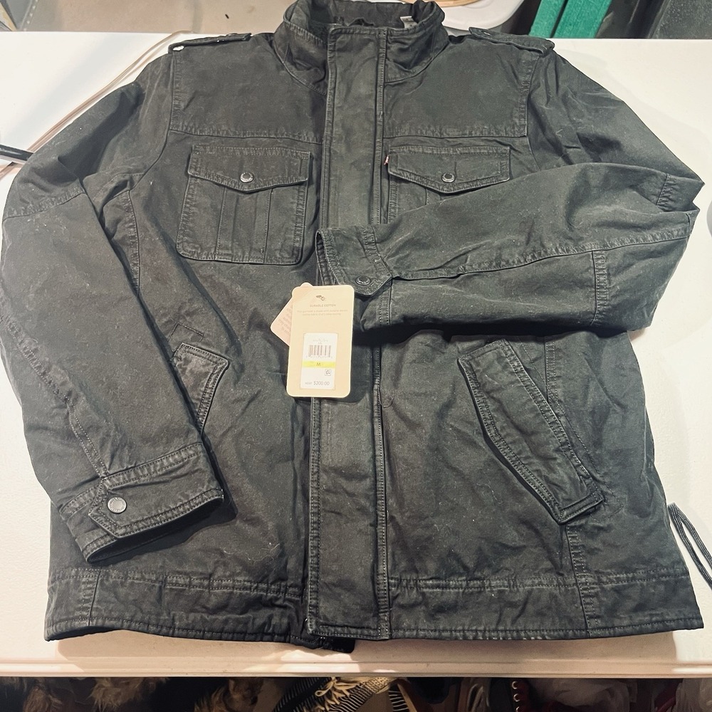 NWT Levi's Men's Sherpa lined Black Trucker Jean jacket size Medium New